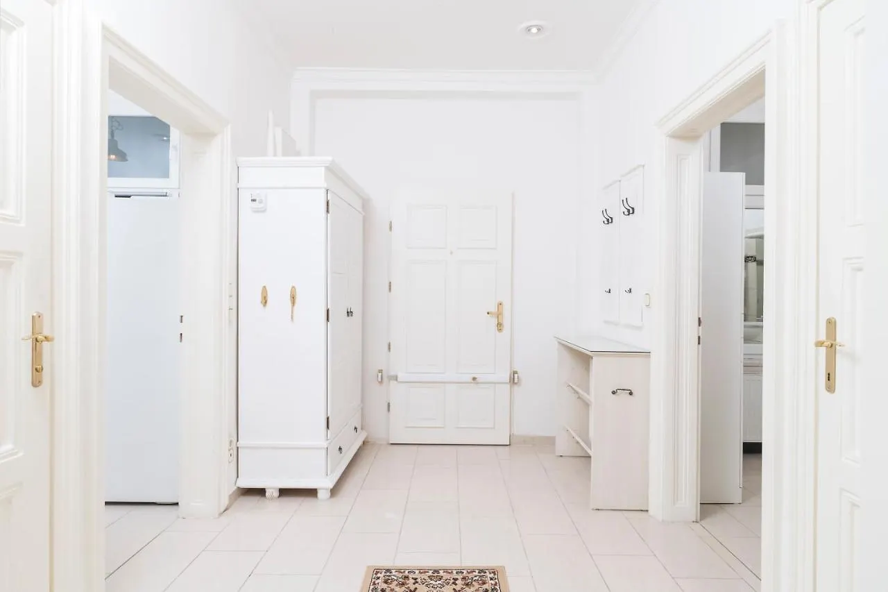 Cozy Josefstadt By Welcome2Vienna Apartment